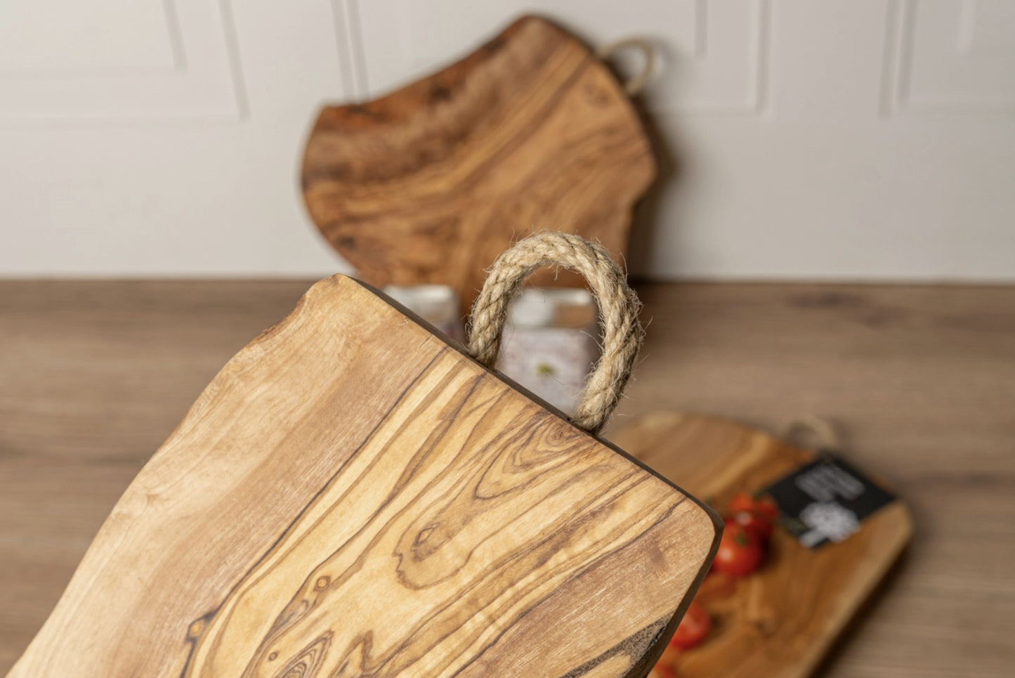 Italian Olivewood Charcuterie and Cheese Board - Rope Handle