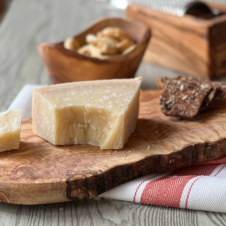 Italian Olivewood Charcuterie and Cheese Paddle Board